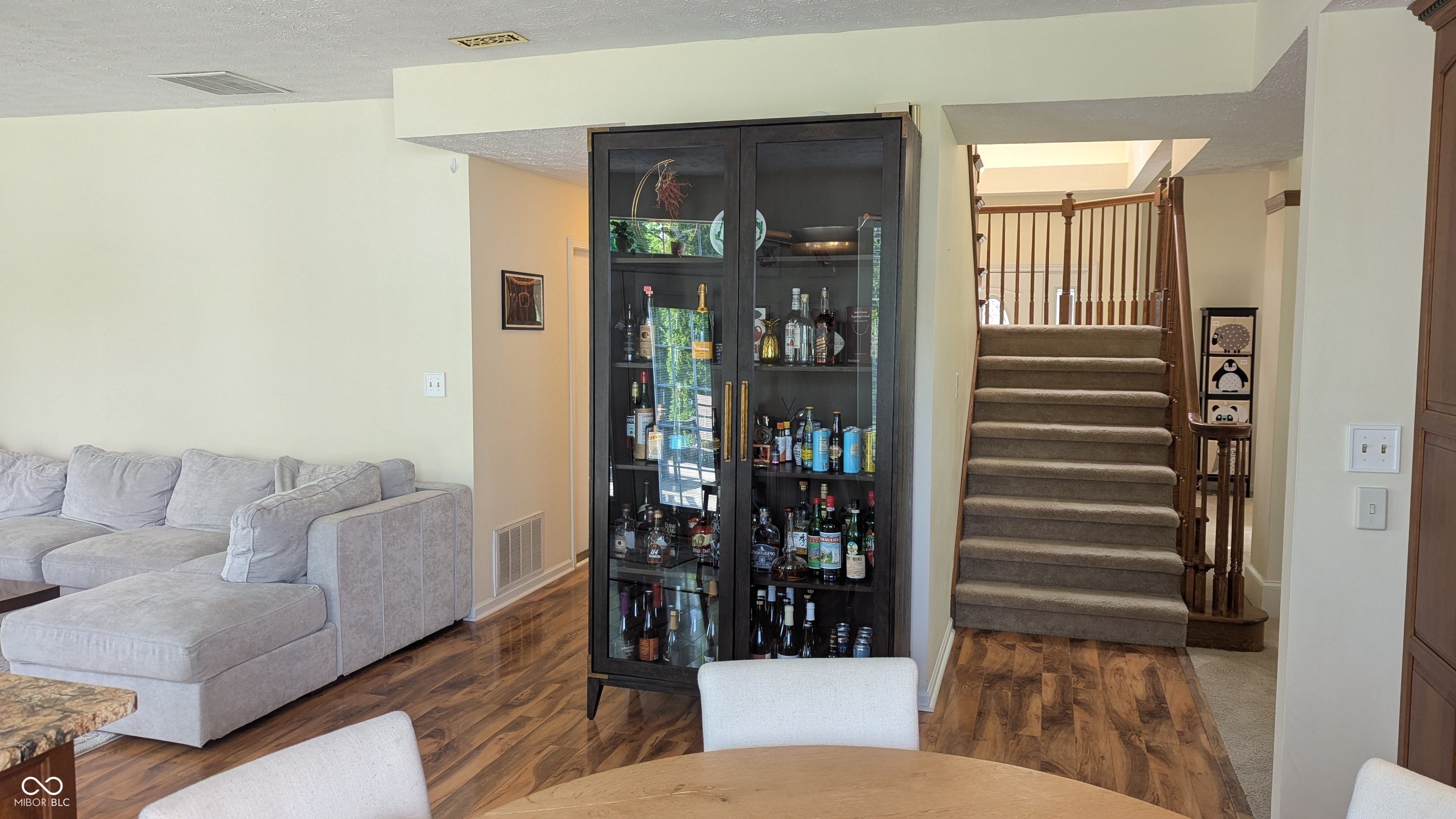 8598 Lantern Farms Drive