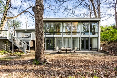 Photo of 4554 Chatham Place, Indianapolis, IN 46226 (MLS # 22095077)