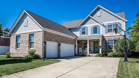 Photo of 12290 Twyckenham Drive, Fishers, IN 46037 (MLS # 22109628)