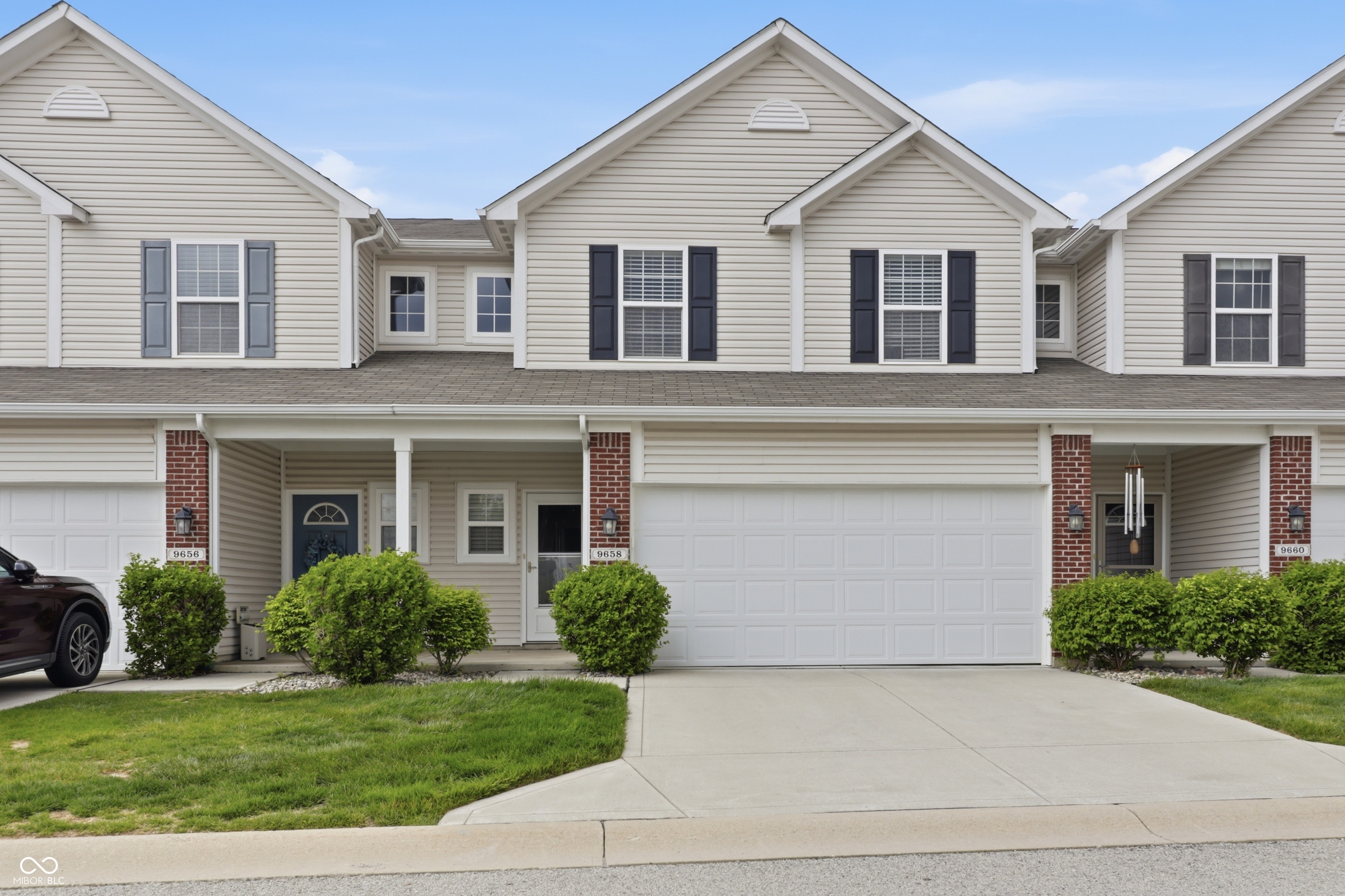 9658 Prairie Smoke Drive