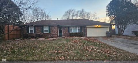 Photo of 4315 Southgate Drive, Indianapolis, IN 46268 (MLS # 22093165)