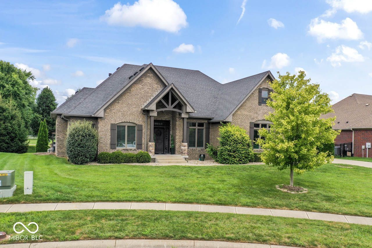 1740 Golden Field Drive