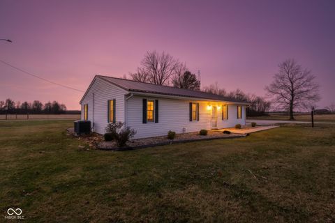 Photo of 11757 E 1000 S-27, Hartford City, IN 47348 (MLS # 22076132)
