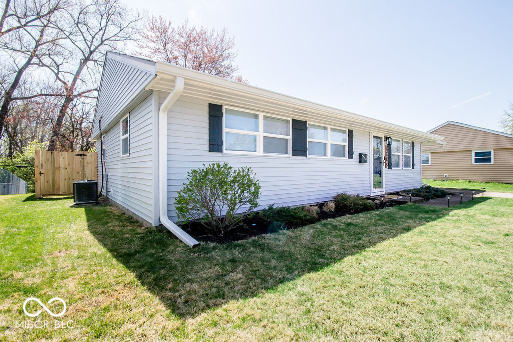 2763 Streamside Drive