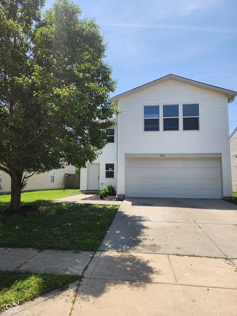Photo of 3021 Everbloom Way, Indianapolis, IN 46217 (MLS # 22104877)