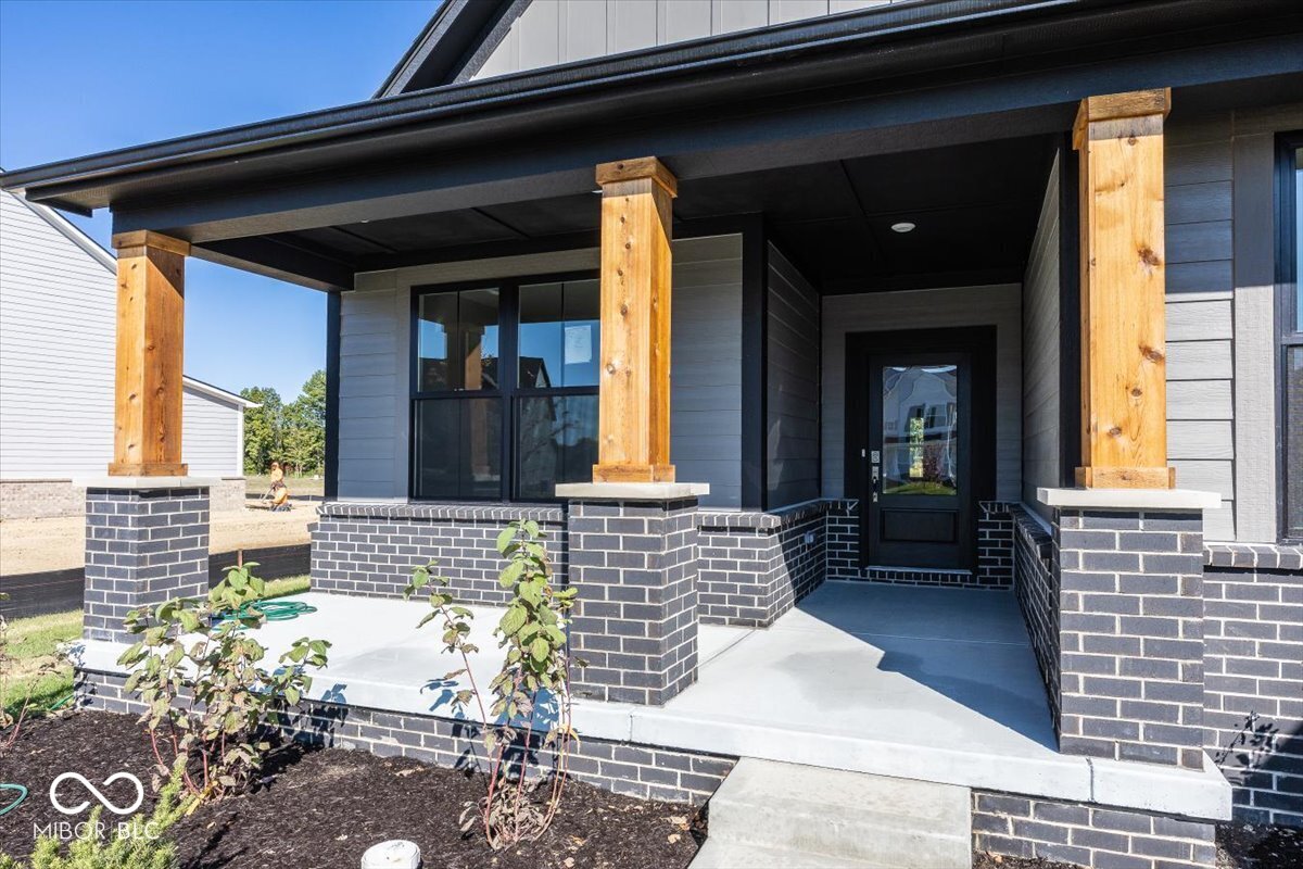 6638 Dogwood Drive