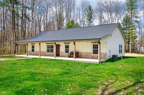 Photo of 4724 Covered Bridge Road, Nashville, IN 47448 (MLS # 22091655)