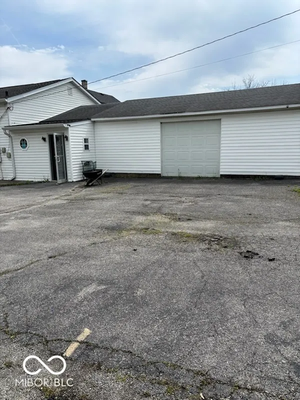 Beech Grove, Indiana 46107, United States, ,Commercial,Active,126085