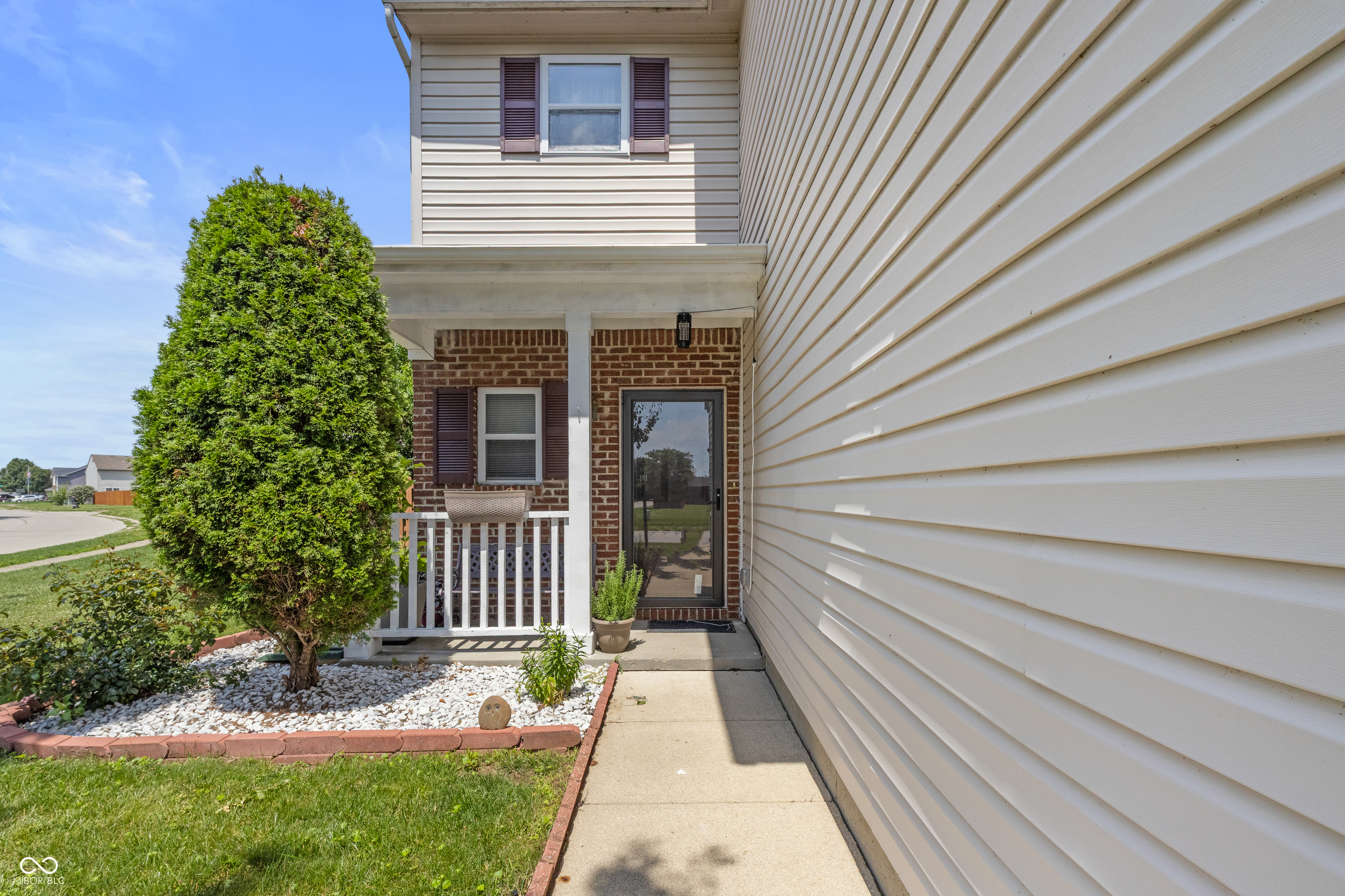 3087 Rolling Knoll Lane