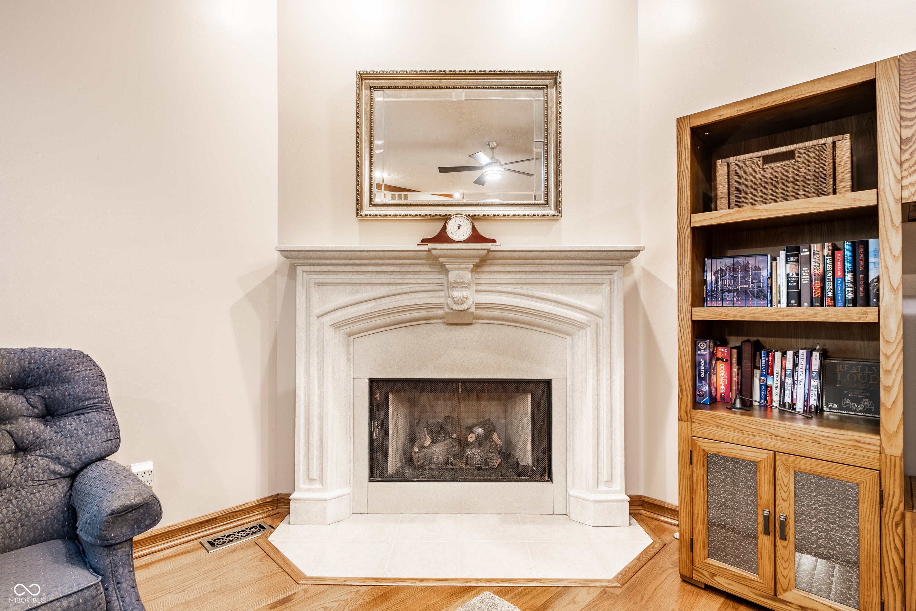 1609 Woodside Drive