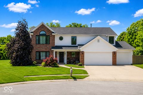 Photo of 1237 Luce Creek Circle, Greenwood, IN 46142 (MLS # 22104340)