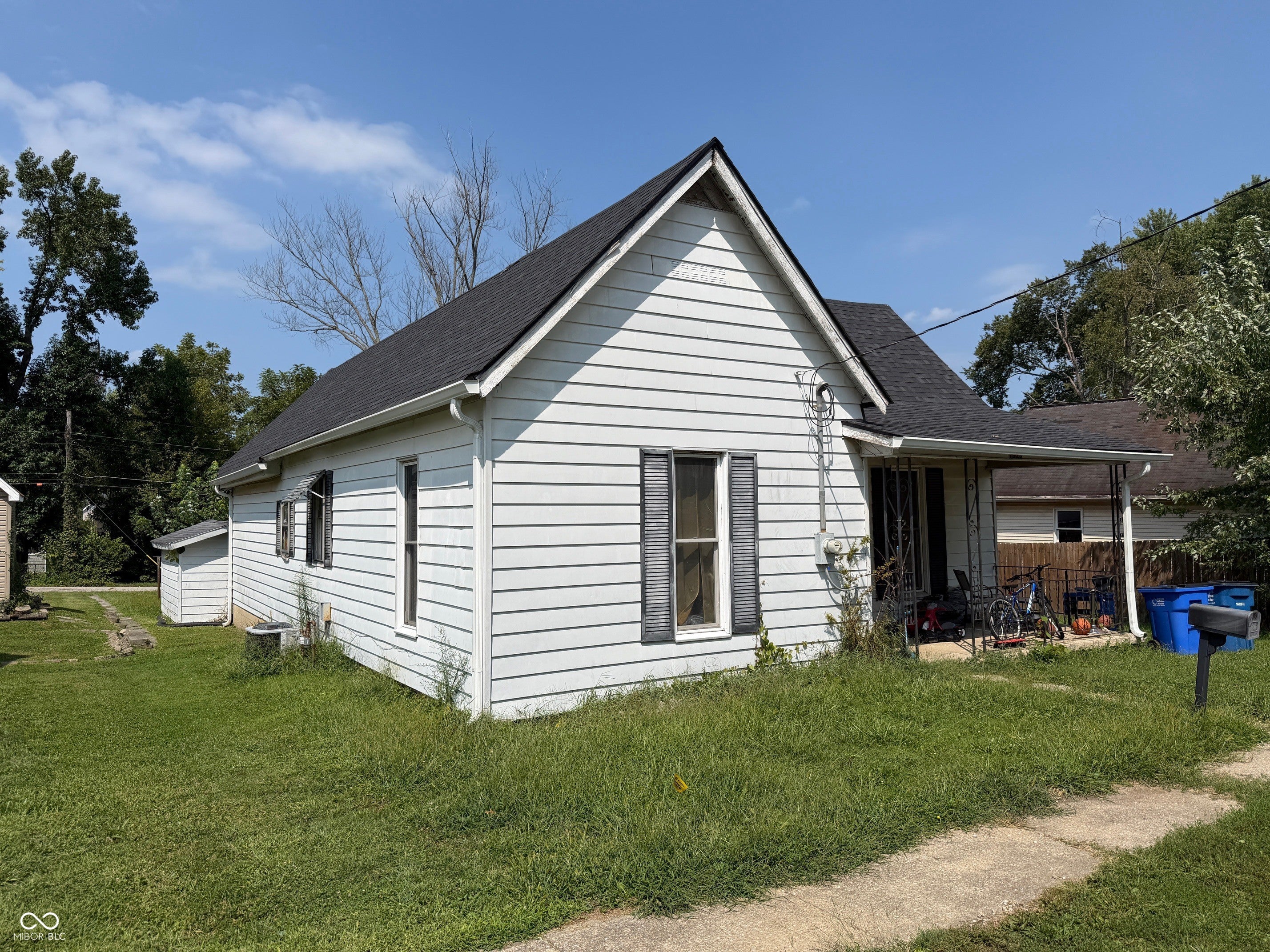 1325 4th Street