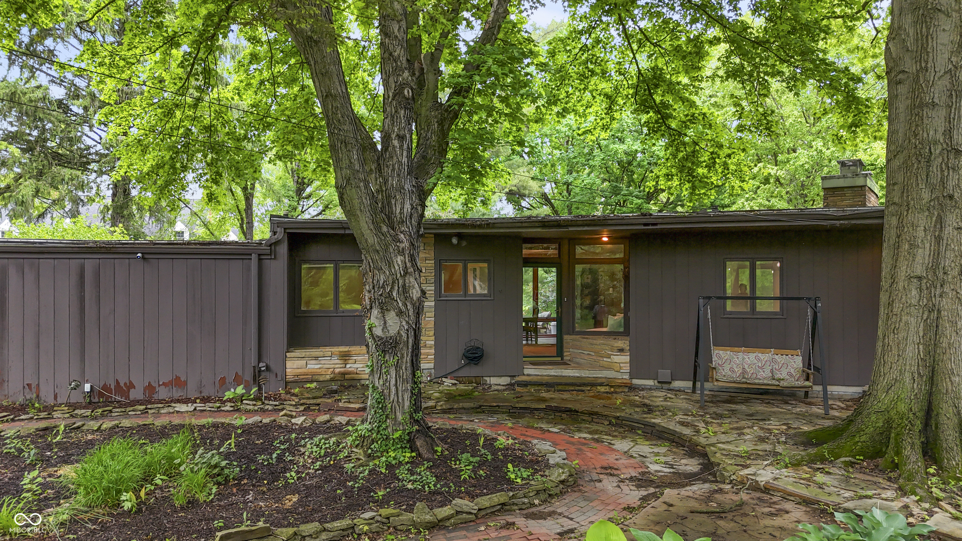 10 Overlook Drive