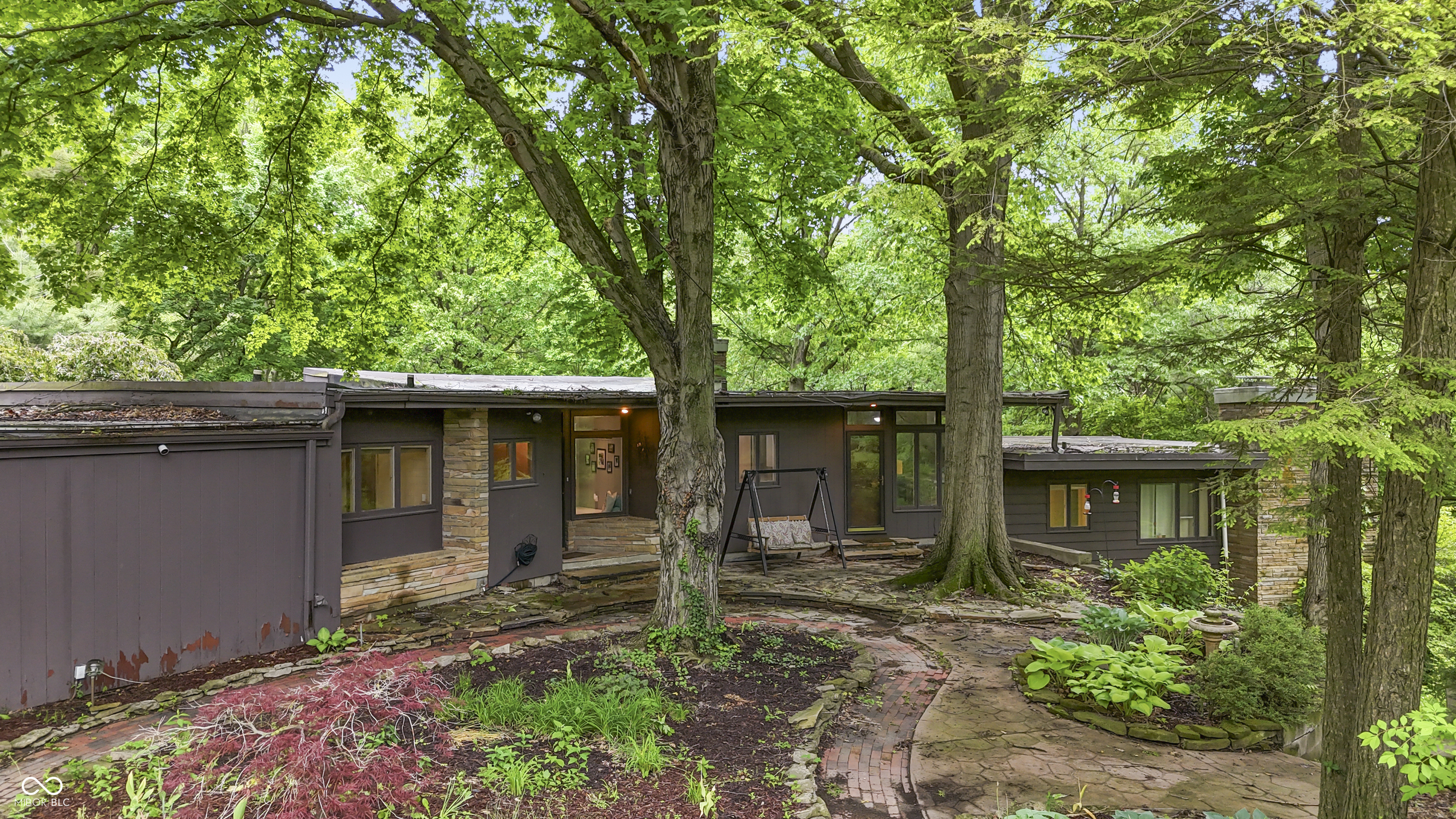 10 Overlook Drive