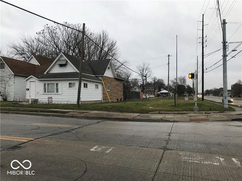 Photo of 2165 S Meridian Street S, Indianapolis, IN 46225 (MLS # 22019601)