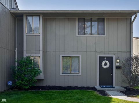 Photo of 7945 Benjamin Drive #19, Indianapolis, IN 46226 (MLS # 22095009)