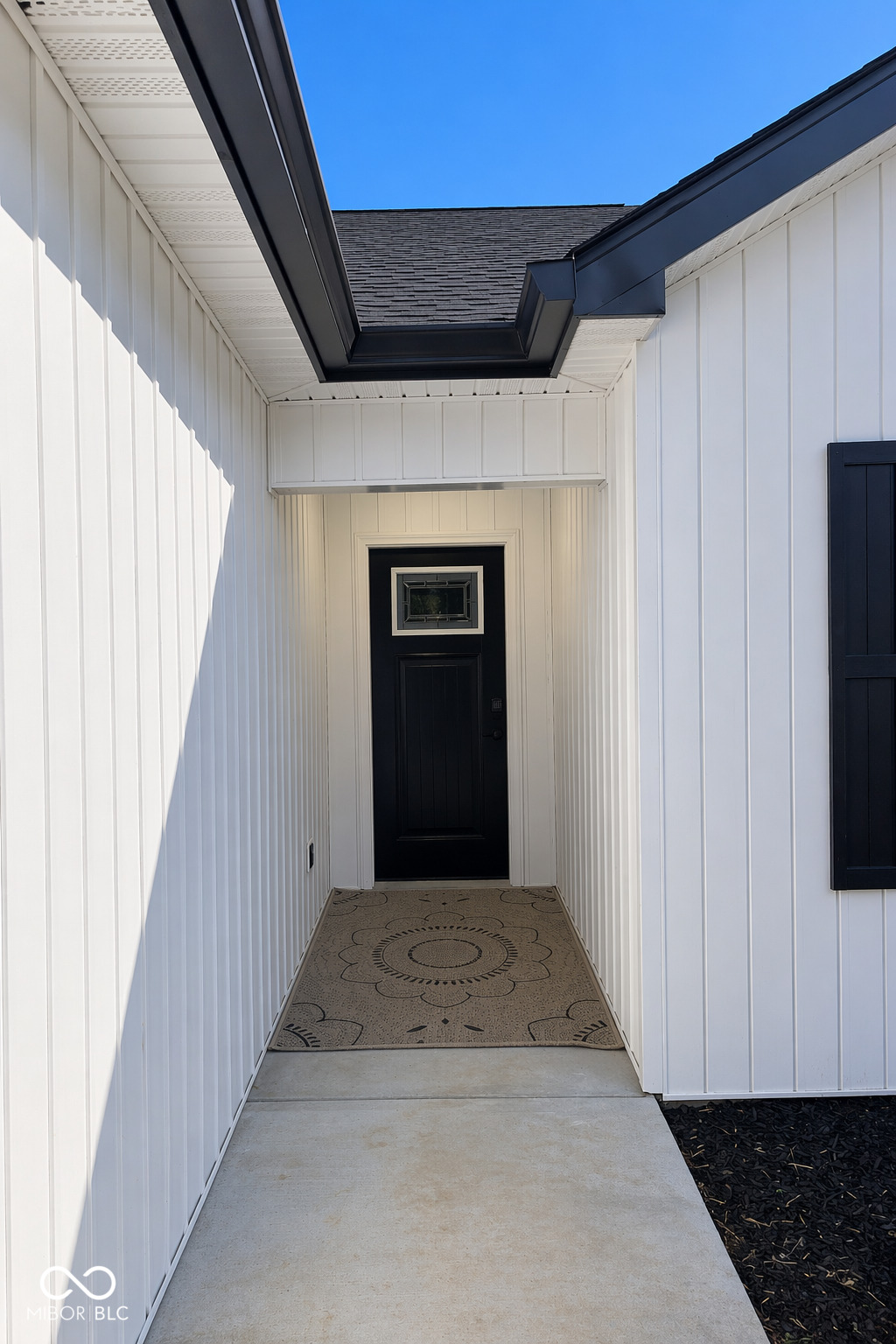 403 Poplar Street