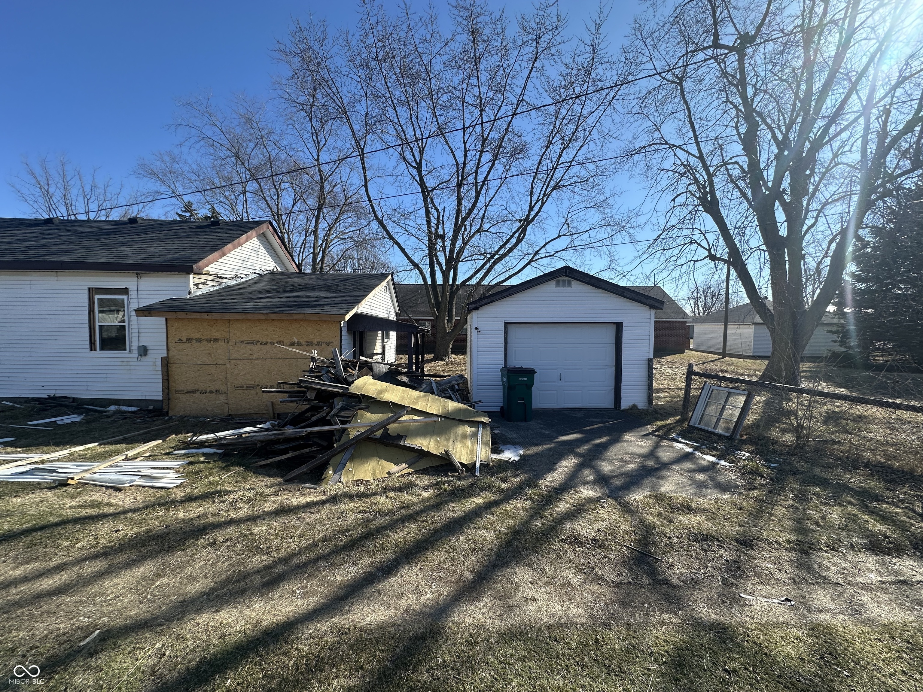 711 W Superior Street