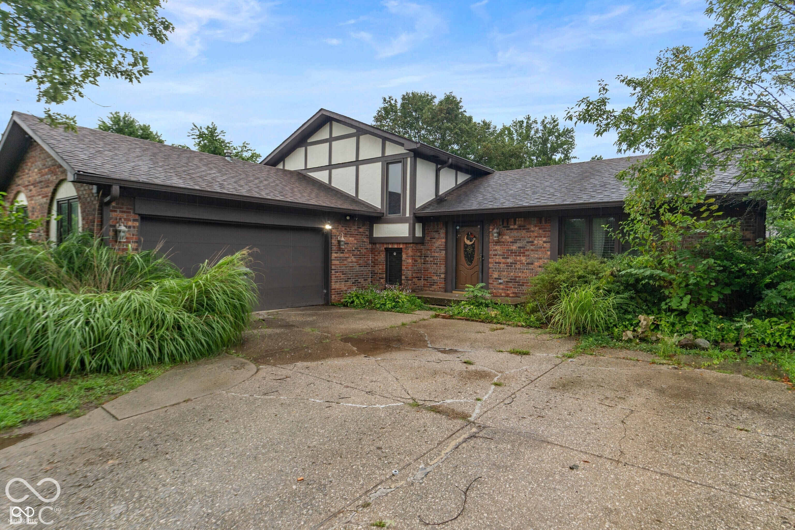 621 Pioneer Drive