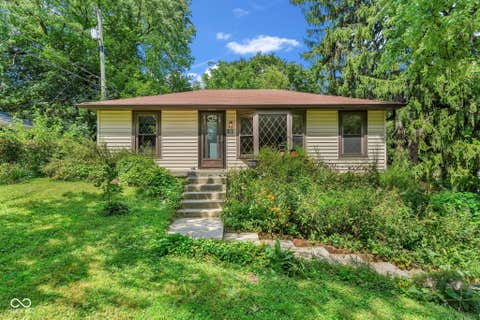 Photo of 1908 W Northgate Street, Indianapolis, IN 46228 (MLS # 22121322)