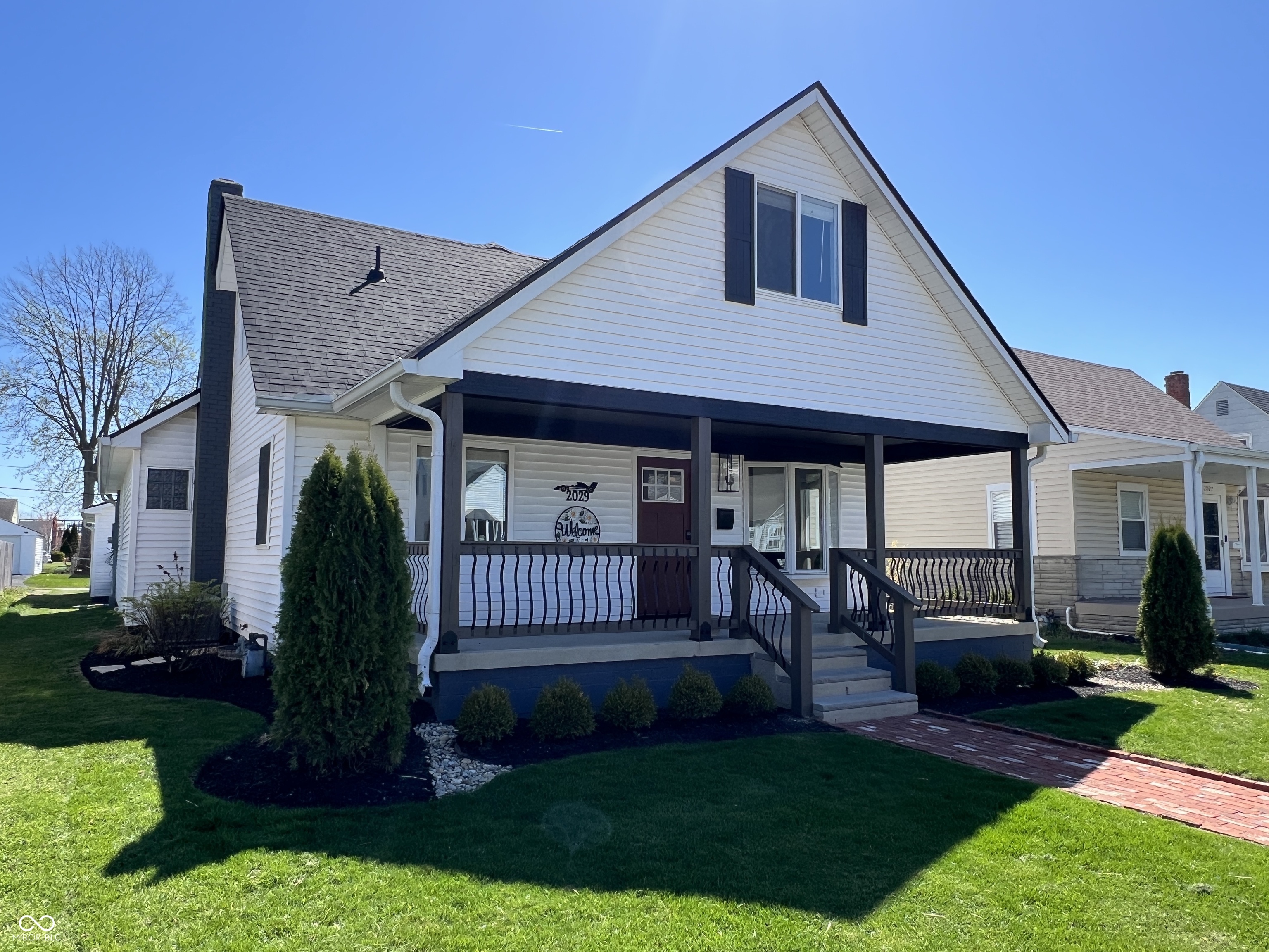 Listing image 1
