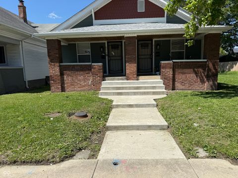 Photo of 618 N Rural Street, Indianapolis, IN 46201 (MLS # 22108413)