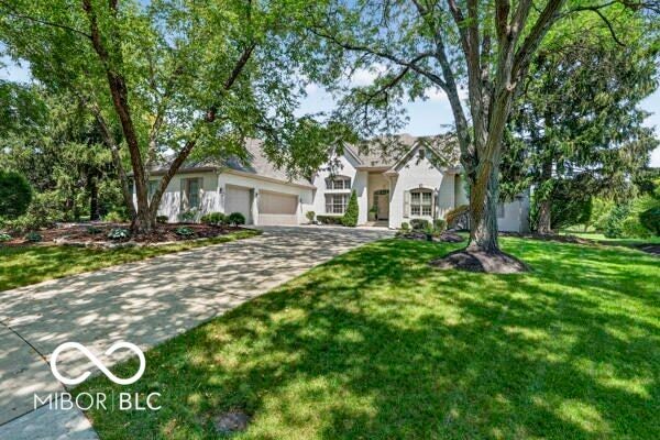 10504 Chestnut Hill Circle