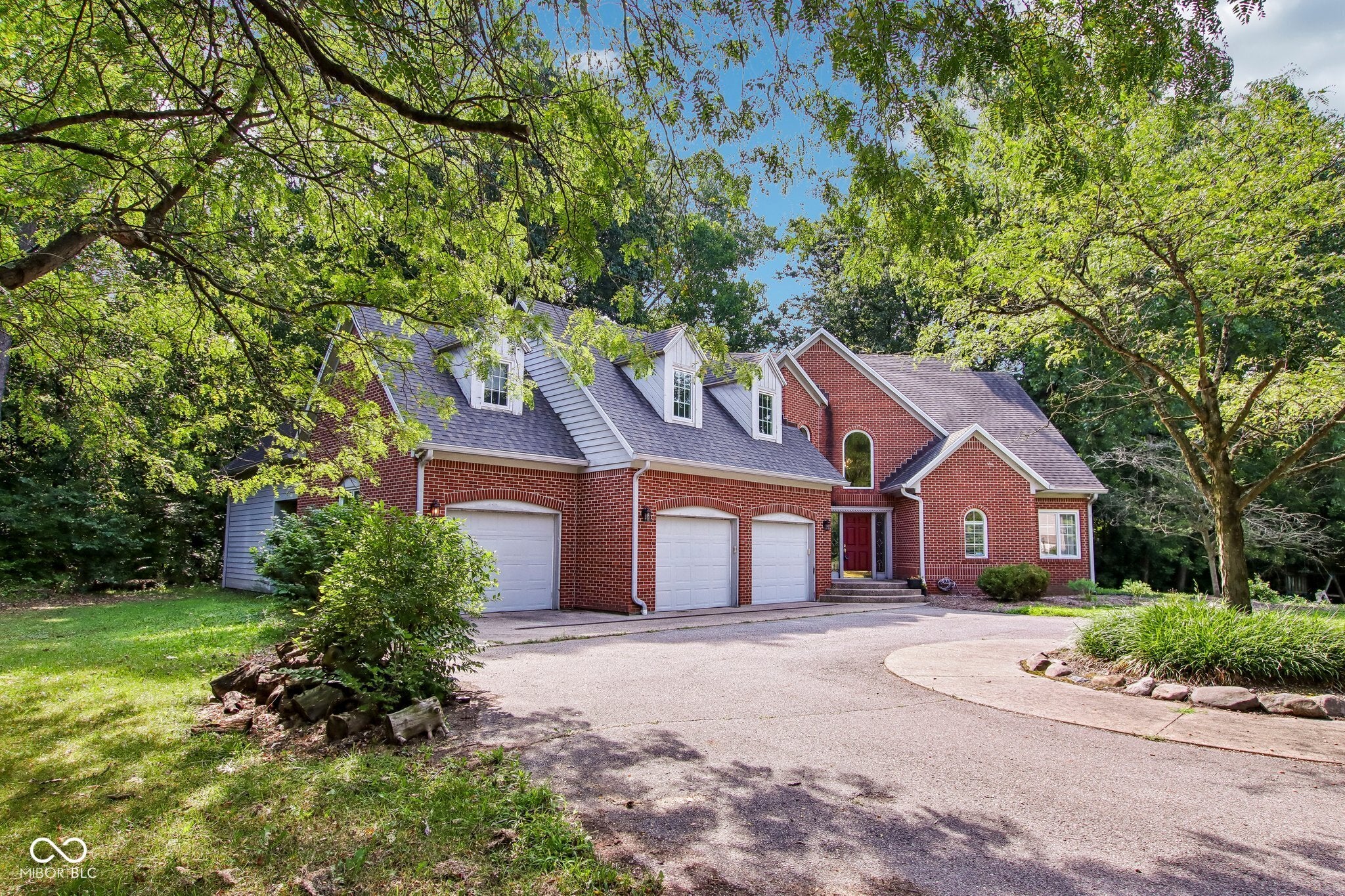8819 Shetland Lane