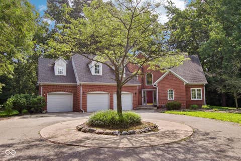 Photo of 8819 Shetland Lane, Indianapolis, IN 46278 (MLS # 22116634)