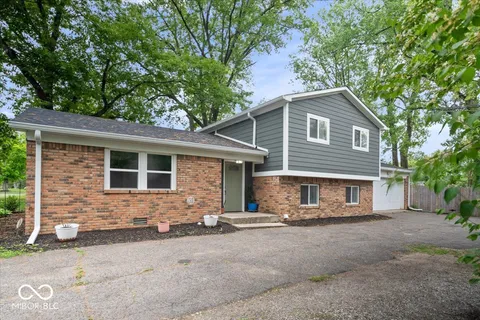 5719 Laurel Hall Drive, Indianapolis, IN 46226 - MLS#: 22035057