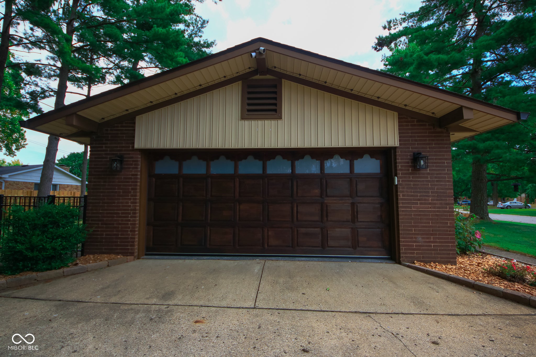 8452 Lamira Lane
