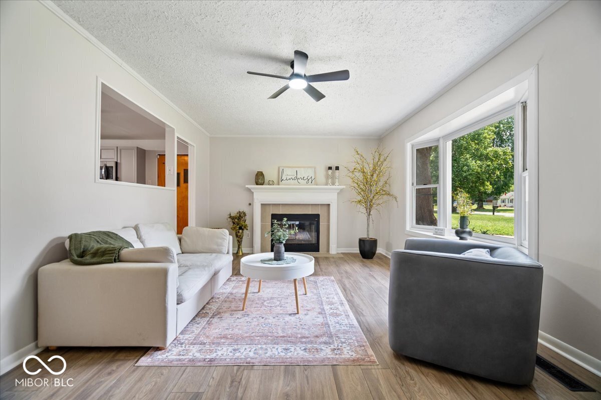 1936 Randall Road
