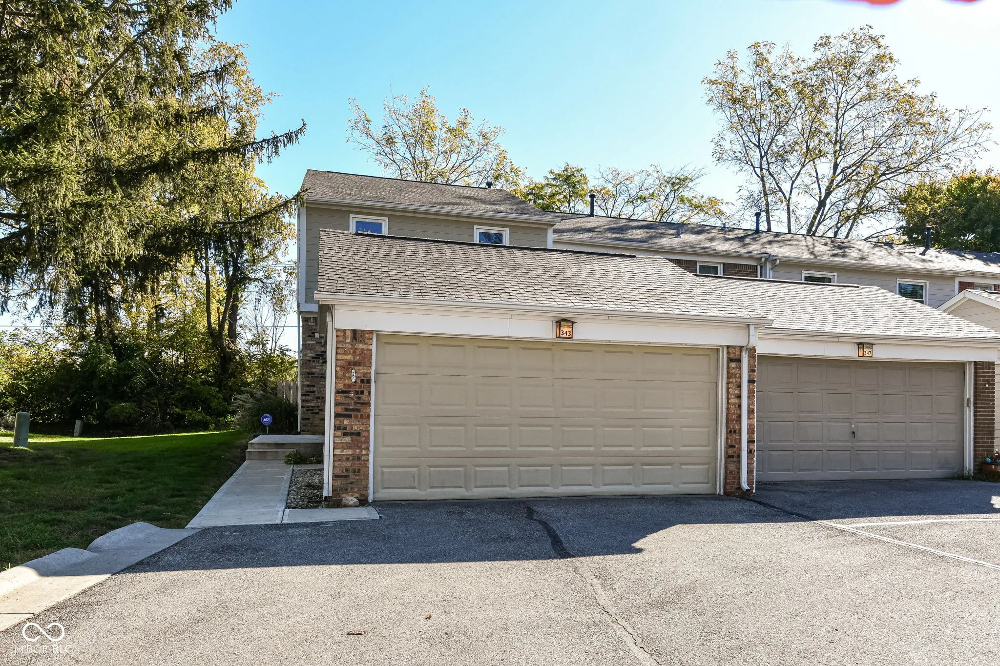 Carmel, Indiana 46032, United States, 3 Bedrooms Bedrooms, ,3 BathroomsBathrooms,Residential,Pending,37125