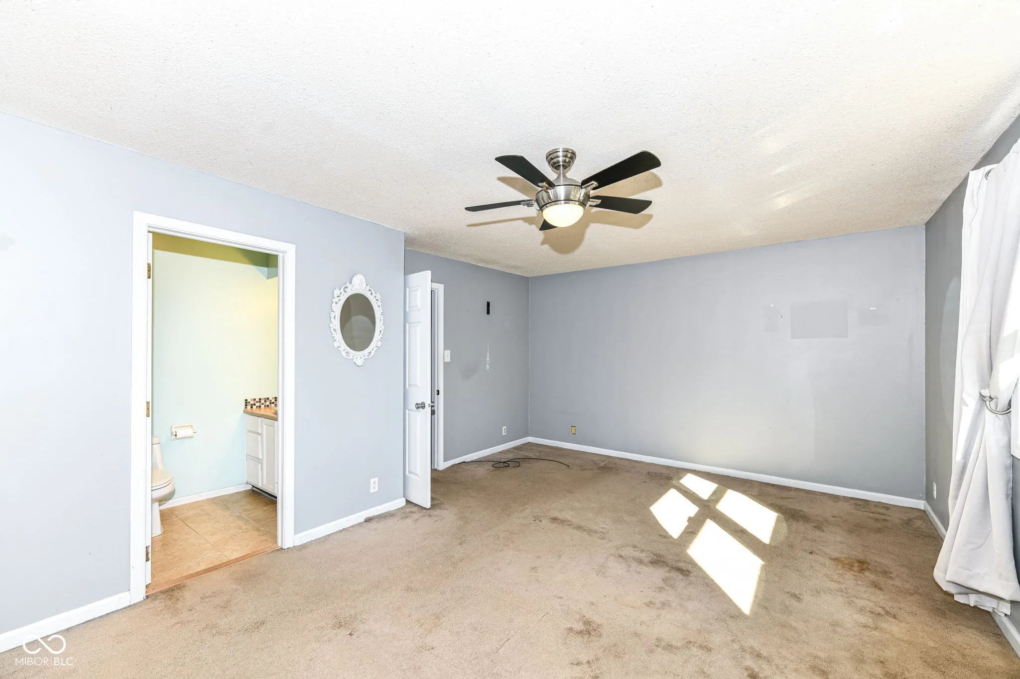 Carmel, Indiana 46032, United States, 3 Bedrooms Bedrooms, ,3 BathroomsBathrooms,Residential,Pending,37125