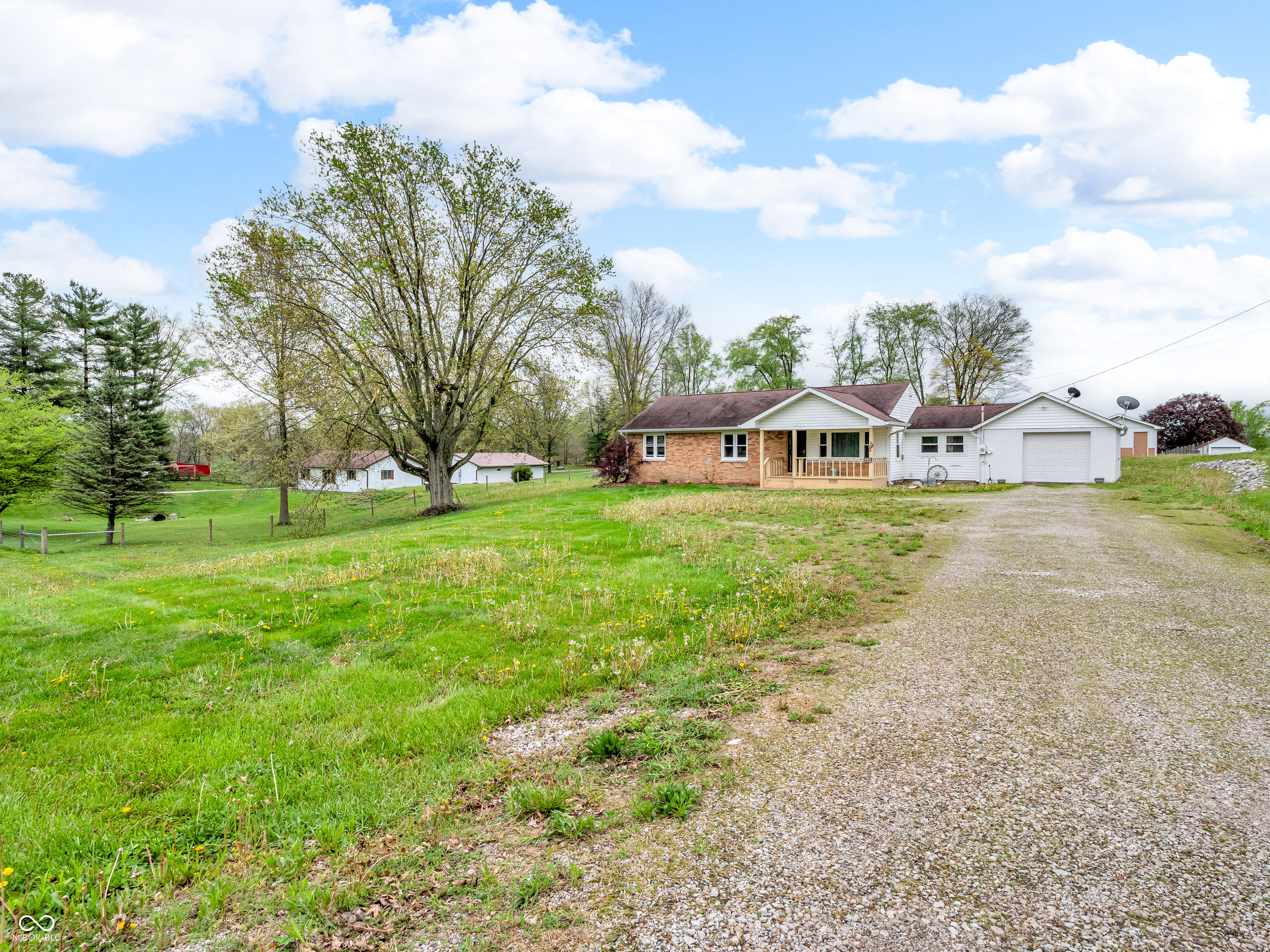 389 E State Road 42
