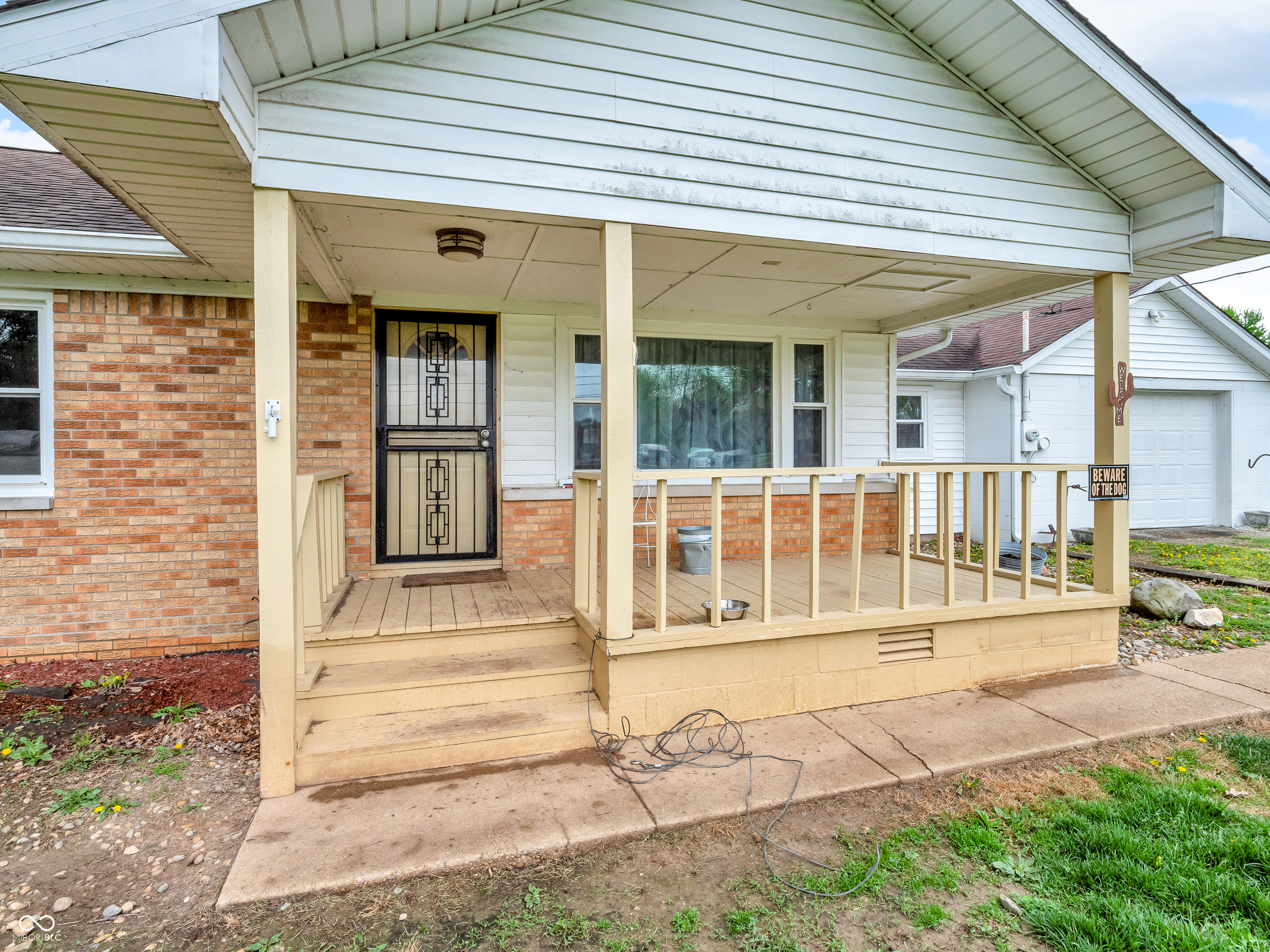 389 E State Road 42