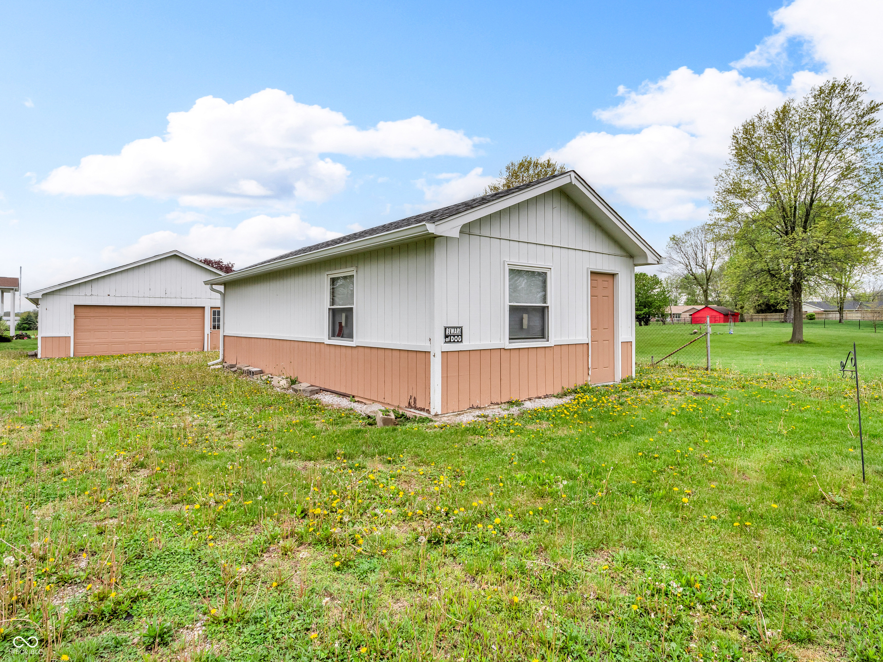 389 E State Road 42