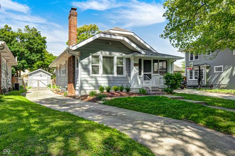 Photo of 4910 N Kenwood Avenue, Indianapolis, IN 46208 (MLS # 22101423)