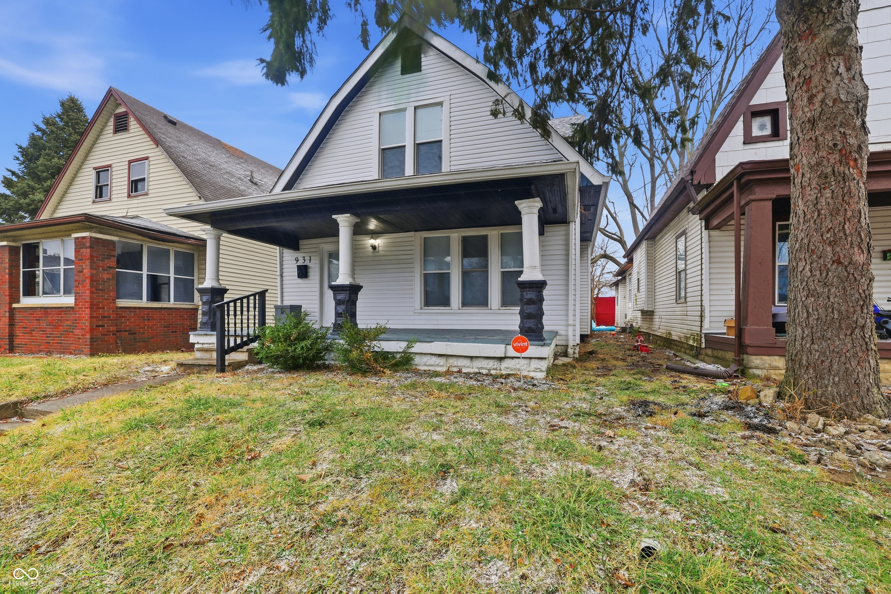 931 N Oakland Avenue