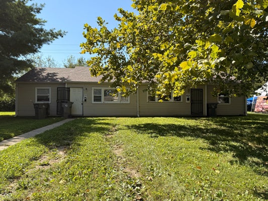 2201 ADMIRAL DR, INDIANAPOLIS, IN 46219 - Image 300efa8367d1e347744a30e8aba05295/2185306979