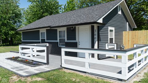Photo of 3602 N Leland Avenue, Indianapolis, IN 46218 (MLS # 22101973)