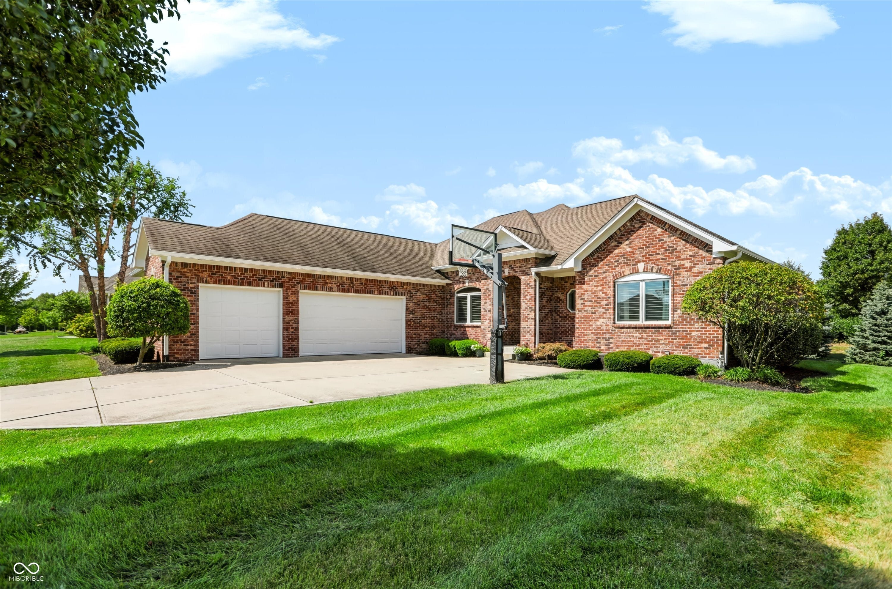 1812 Golden Field Drive