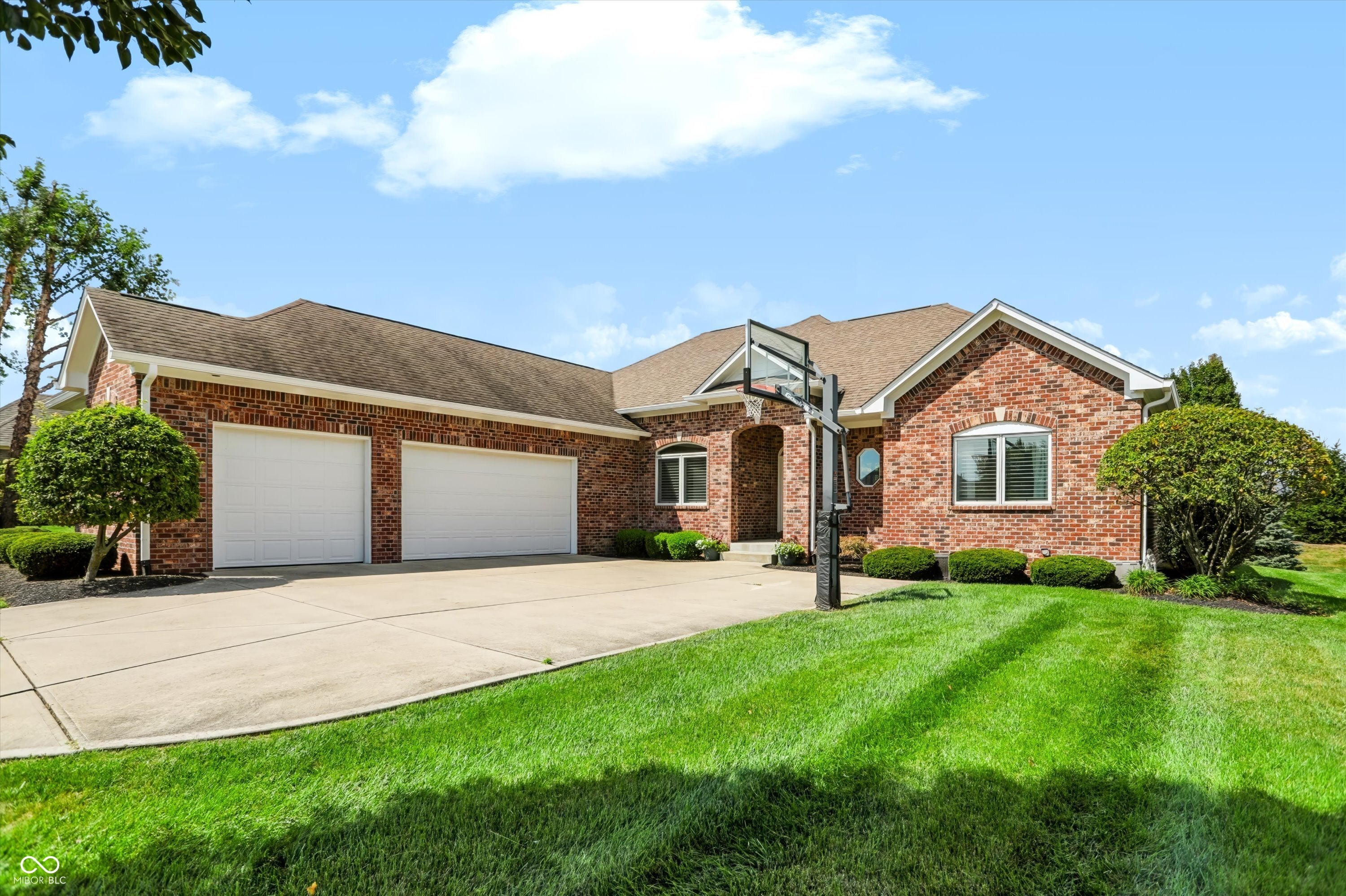 1812 Golden Field Drive