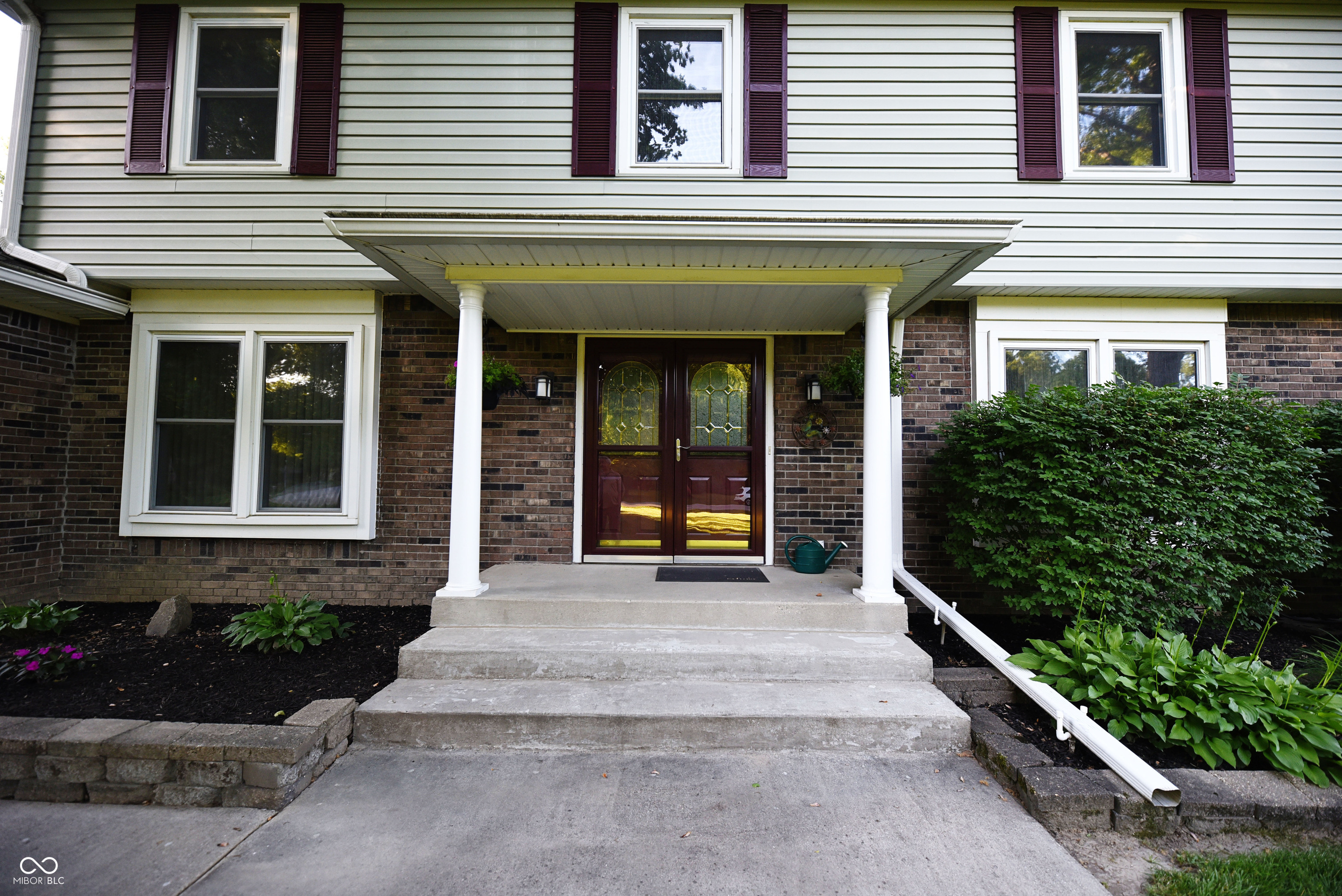 519 Woodland East Drive