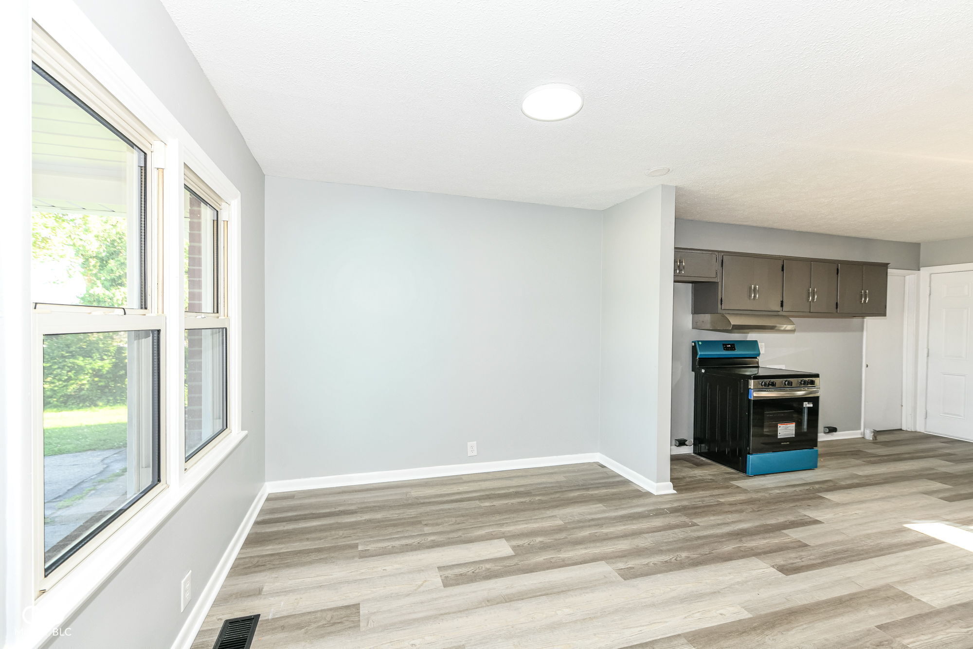 306 Payton Avenue