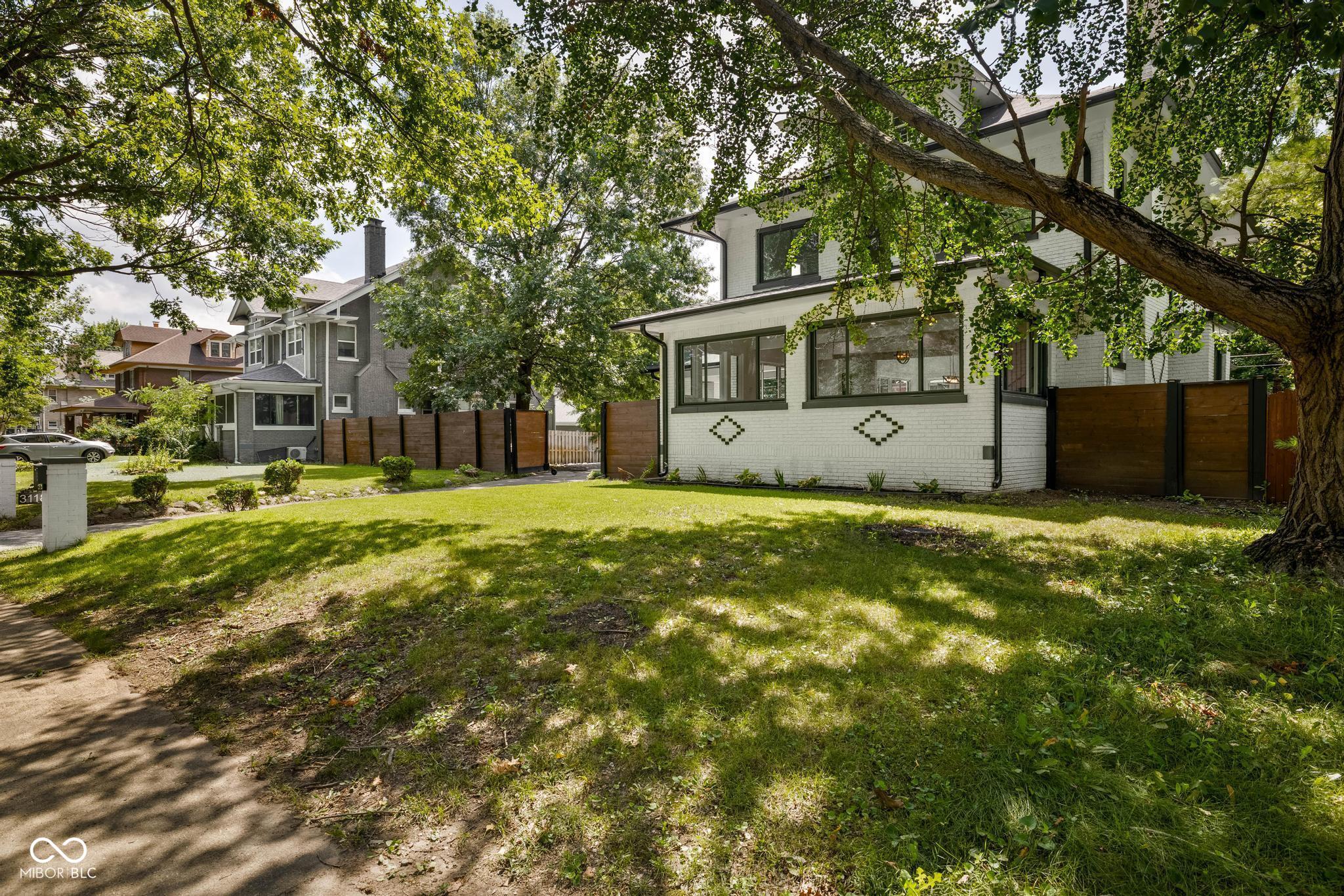 3118 E Fall Creek Parkway North Drive