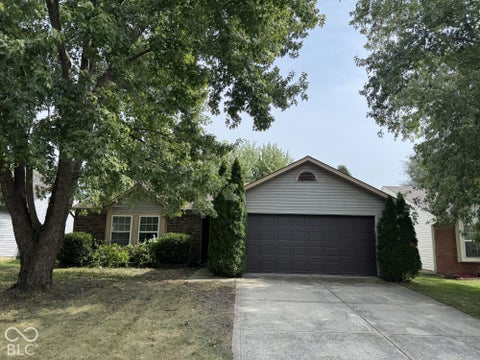Photo of 6251 Cradle River Drive, Indianapolis, IN 46221 (MLS # 22129455)