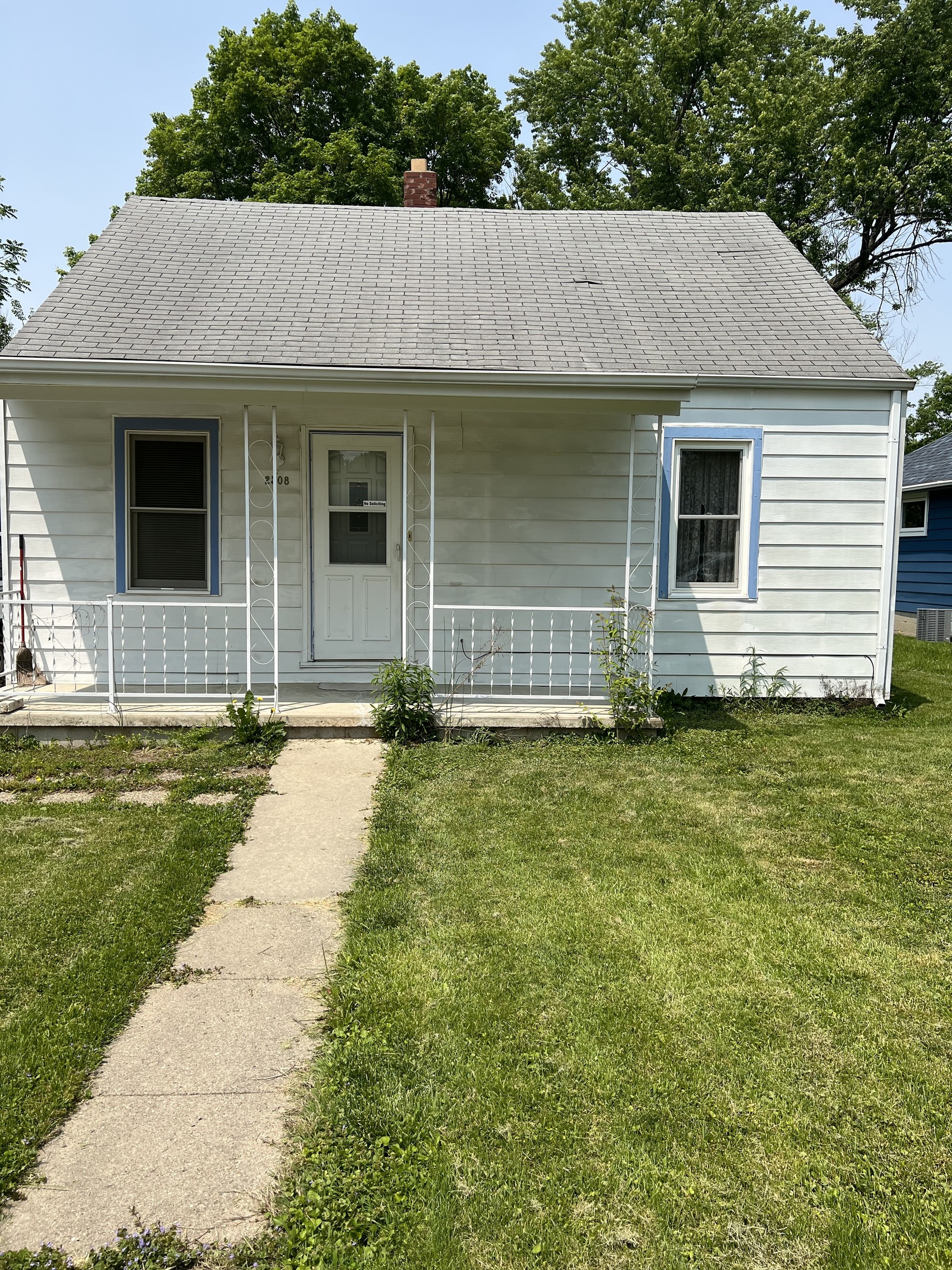 Photo 1 of 9 — 2508 E 4th Street, Anderson, IN 46012