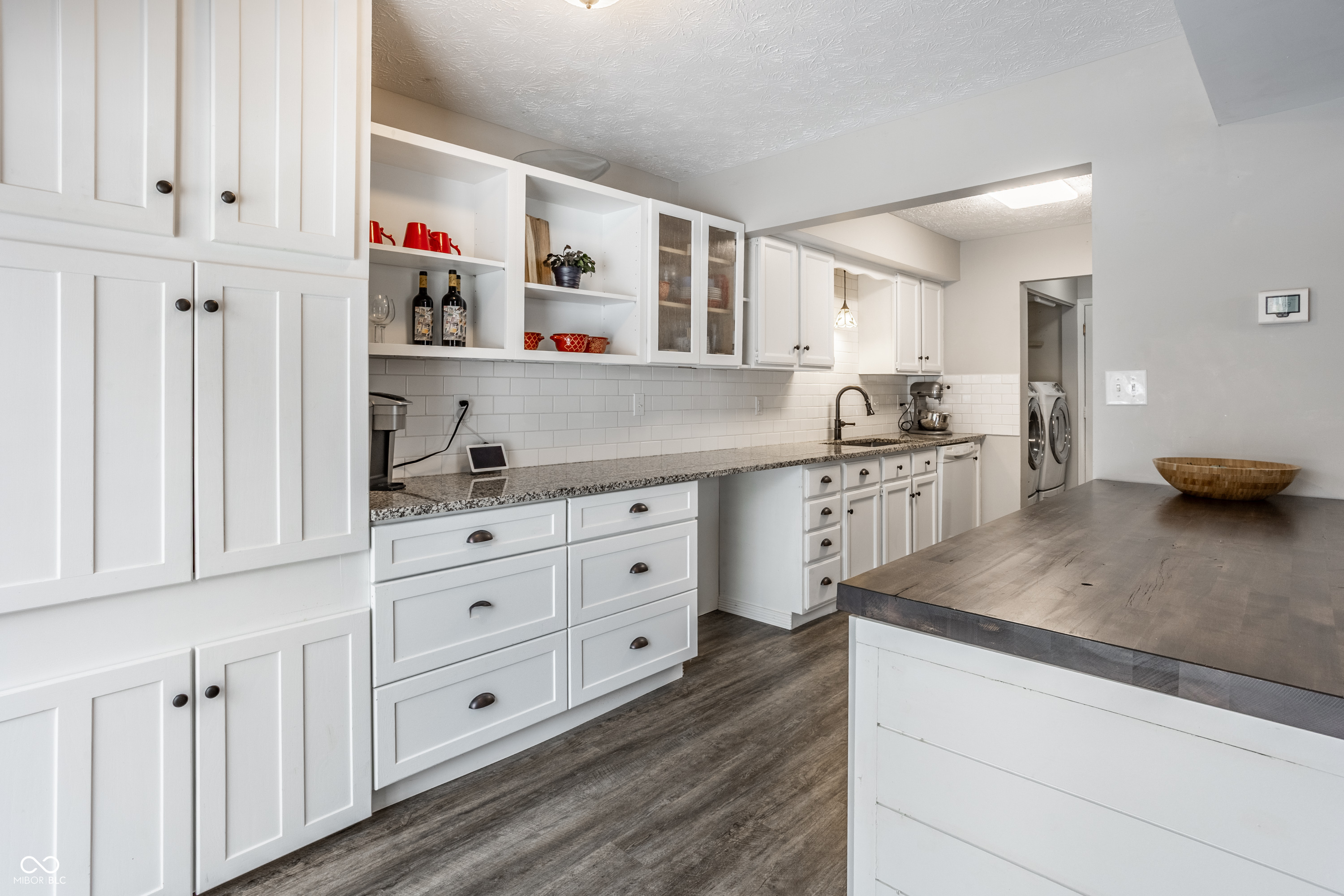 9224 Golden Woods Drive