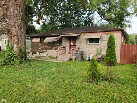 Photo of 4126 N Arlington Avenue, Indianapolis, IN 46226 (MLS # 22118334)